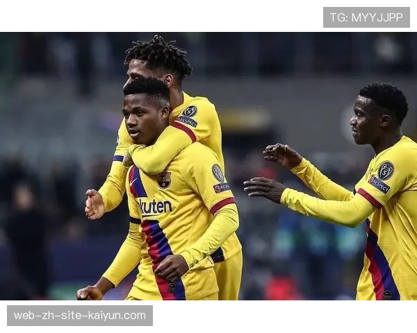 穆西亚拉欧冠替补表现低迷 评分6.32对抗全部失败